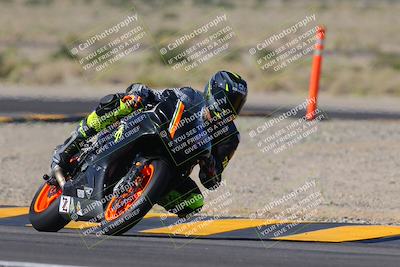 media/Nov-06-2022-SoCal Trackdays (Sun) [[208d2ccc26]]/Turn 11 (10am)/